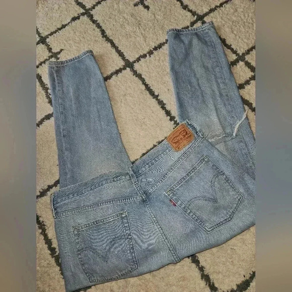 Levis 501 size 32/28 - Picture 1 of 5